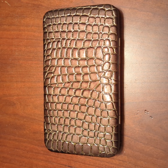 Faux leather Brown Crocodile Pint Snap wallet - Picture 2 of 6